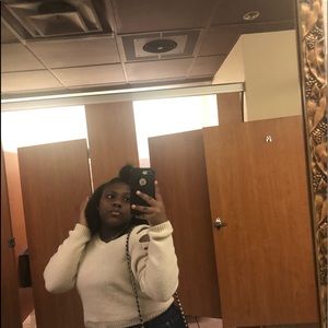 Meet your Posher, Shoniah